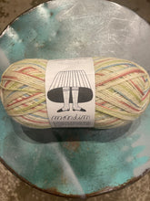 Load image into Gallery viewer, Retrosaria Mondim