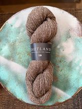 Load image into Gallery viewer, Harrisville Shetland