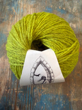 Load image into Gallery viewer, Wooldreamers Cautiva