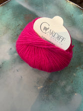 Load image into Gallery viewer, Cardiff Cashmere Classic