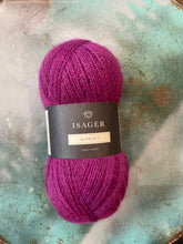 Load image into Gallery viewer, Isager Alpaca 1