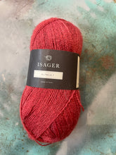 Load image into Gallery viewer, Isager Alpaca 1