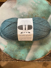 Load image into Gallery viewer, Retrosaria Mondim