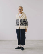 Load image into Gallery viewer, Seasonless - Patterns for Life book by Karen Templer