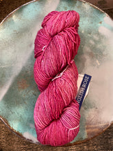 Load image into Gallery viewer, Malabrigo Seis Cabos