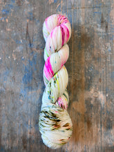 Load image into Gallery viewer, Spun Right Round Tough Sock