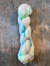 Load image into Gallery viewer, Spun Right Round Tough Sock