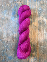 Load image into Gallery viewer, Spun Right Round Tough Sock