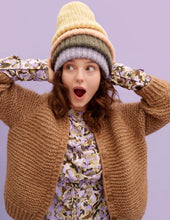 Load image into Gallery viewer, 52 Weeks of Easy Knits Book