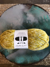 Load image into Gallery viewer, Retrosaria Mondim