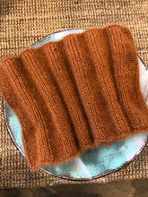 Load image into Gallery viewer, Lang Cashmere Light