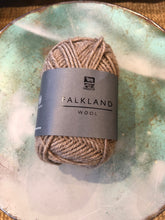 Load image into Gallery viewer, Falkland Wool