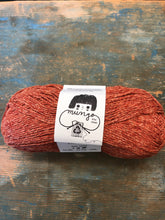 Load image into Gallery viewer, Retrosaria Mungo