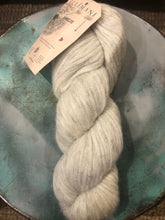 Load image into Gallery viewer, Illimani Amelie