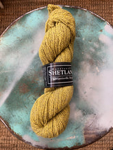 Load image into Gallery viewer, Harrisville Shetland