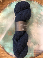 Load image into Gallery viewer, Harrisville Shetland