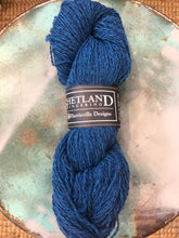 Load image into Gallery viewer, Harrisville Shetland