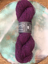 Load image into Gallery viewer, Harrisville Shetland