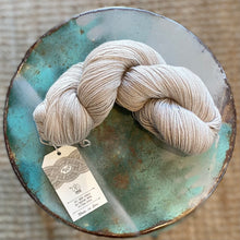 Load image into Gallery viewer, Amano Yarns Awa
