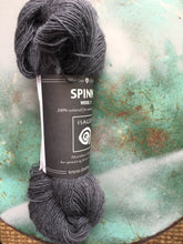 Load image into Gallery viewer, Isager Spinni