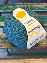 Load image into Gallery viewer, Regia Merino Yak