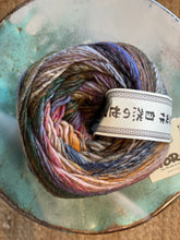 Load image into Gallery viewer, Noro Ito