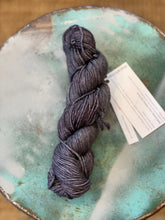 Load image into Gallery viewer, Malabrigo Caprino