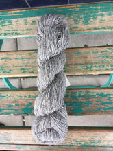 Load image into Gallery viewer, Isager Tweed