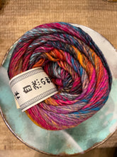 Load image into Gallery viewer, Noro Ito