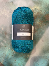 Load image into Gallery viewer, Isager Trio 2
