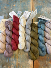 Load image into Gallery viewer, Amano Yarns Duna
