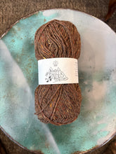 Load image into Gallery viewer, Amano Yarns Andes DK
