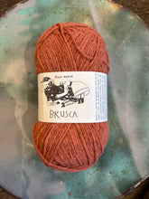 Load image into Gallery viewer, Retrosaria Brusca
