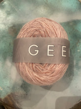 Load image into Gallery viewer, Daruma Geek
