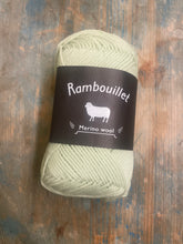 Load image into Gallery viewer, Daruma Rambouillet Sport
