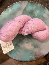 Load image into Gallery viewer, Amano Yarns Chaski
