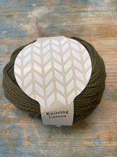 Load image into Gallery viewer, Daruma Knitting Cotton

