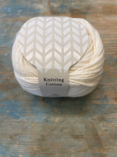 Load image into Gallery viewer, Daruma Knitting Cotton
