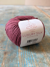 Load image into Gallery viewer, Laines du Nord Luxury Silk
