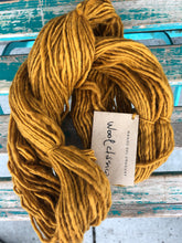 Load image into Gallery viewer, Manos del Uruguay Wool Classica
