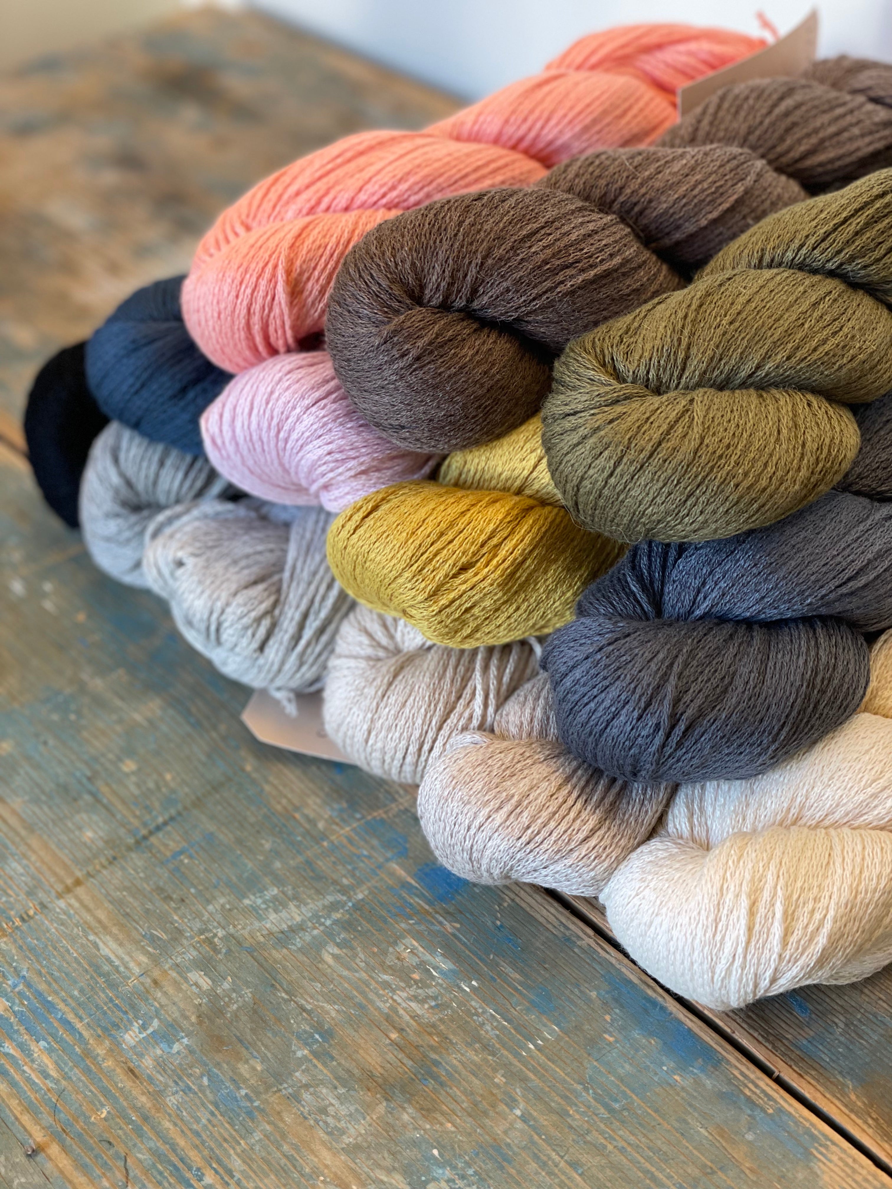 Illimani Yarn Sabri II - Apricot Yarn & Supply